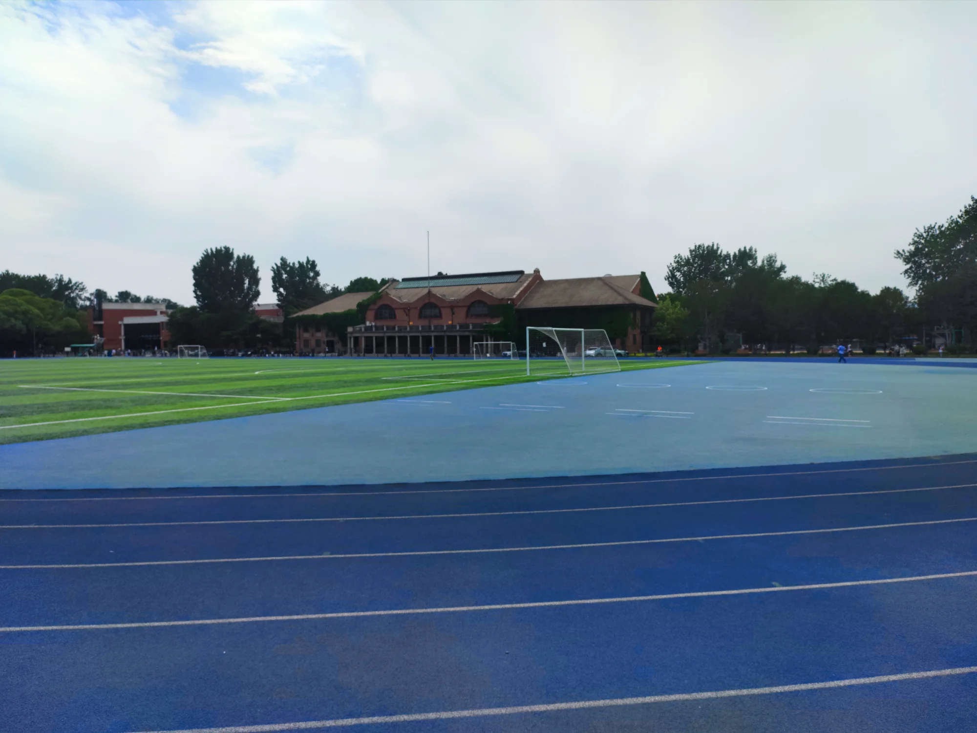 ​清华大学的操场