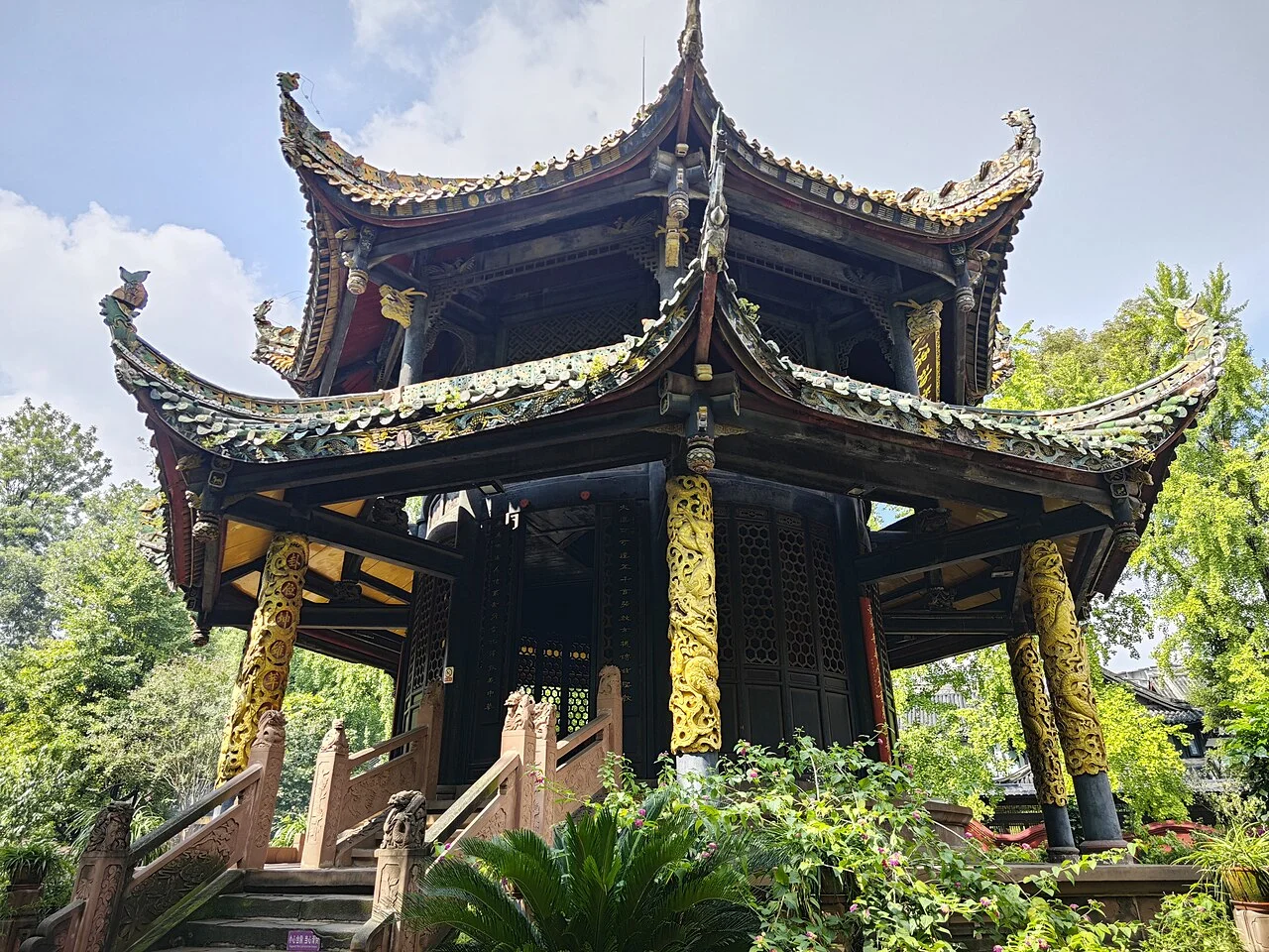 ​青羊宫八卦亭