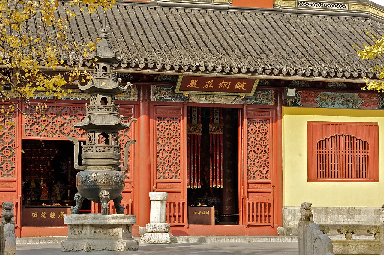Xiyuan Temple, Suzhou. 西园寺。
