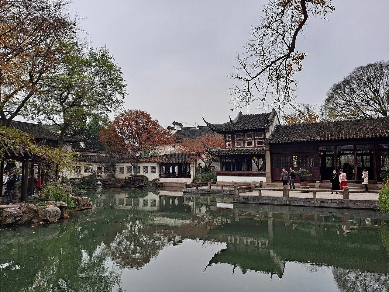 Lingering Garden