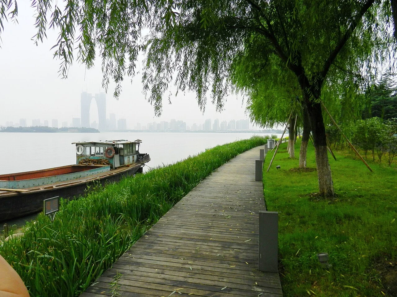 Jinji Lake 金雞湖